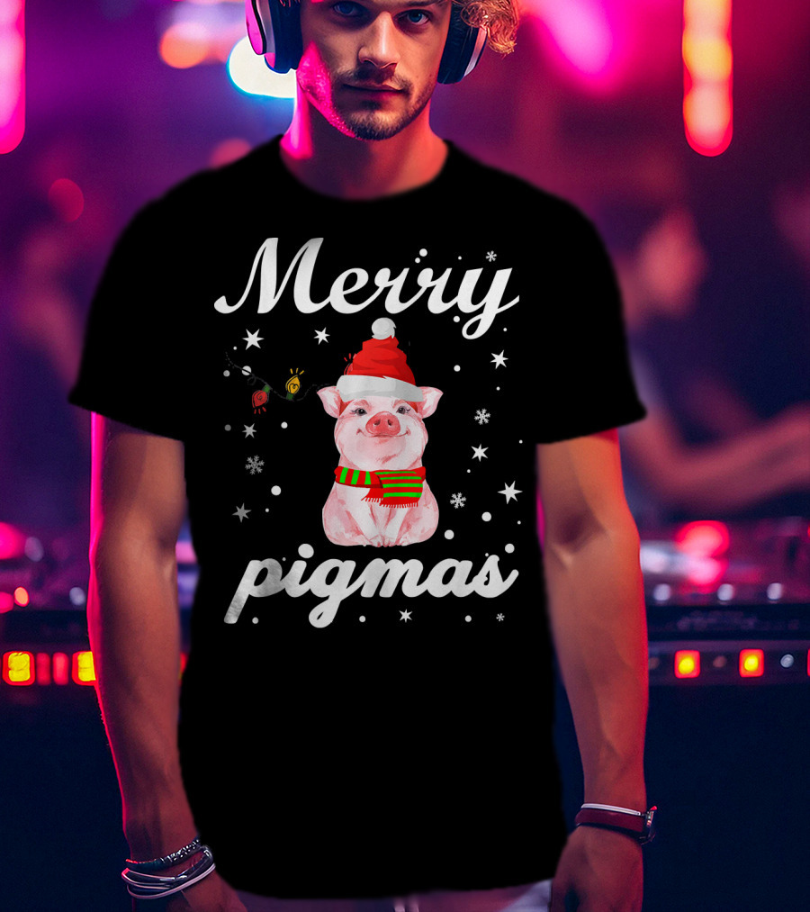 Merry Pigmas Santa Pig With Christmas Lights And Snowflakes T-Shirt