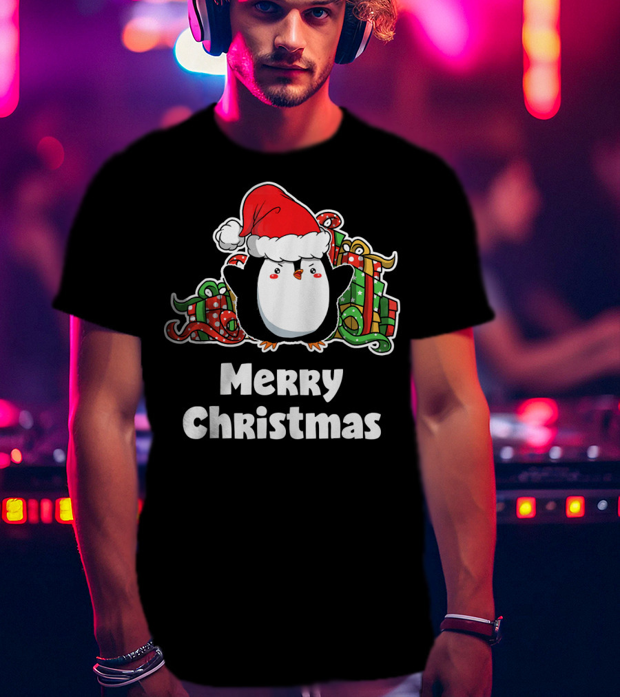 Merry Christmas Penguin Santa Hat Gift Wrapping T-Shirt