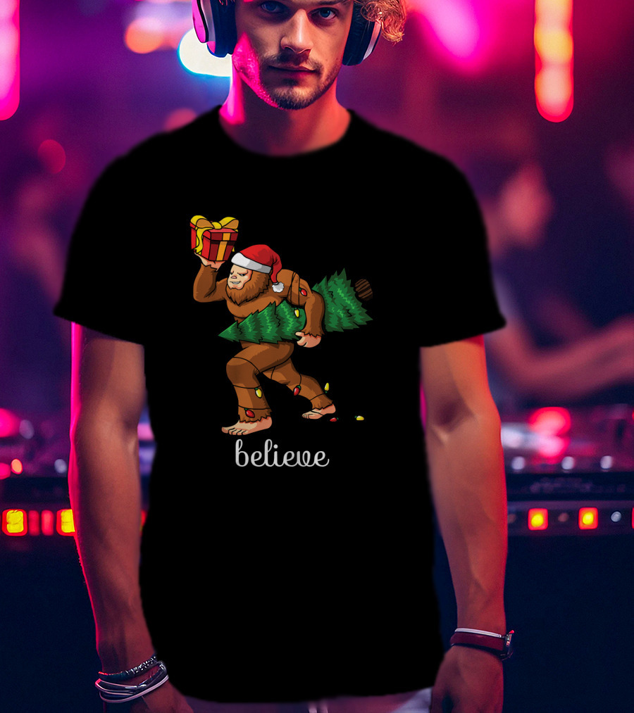 Believe Bigfoot Christmas Tree Sasquatch Santa Hat Gift T-Shirt