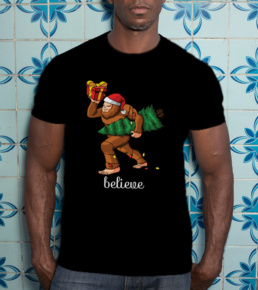 Believe Bigfoot Christmas Tree Sasquatch Santa Hat Gift T-Shirt