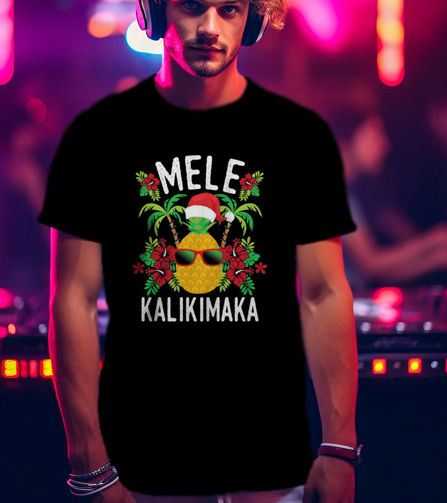 Mele Kalikimaka Hawaiian Pineapple Christmas Santa Hat Sunglasses Floral Decor T-Shirt