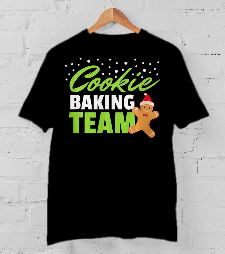 Cookie Baking Team Holi Gingerbread Christmas T-Shirt