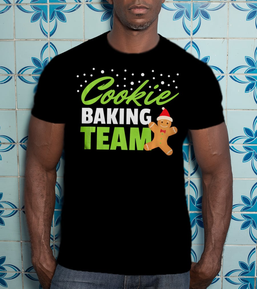 Cookie Baking Team Holi Gingerbread Christmas T-Shirt