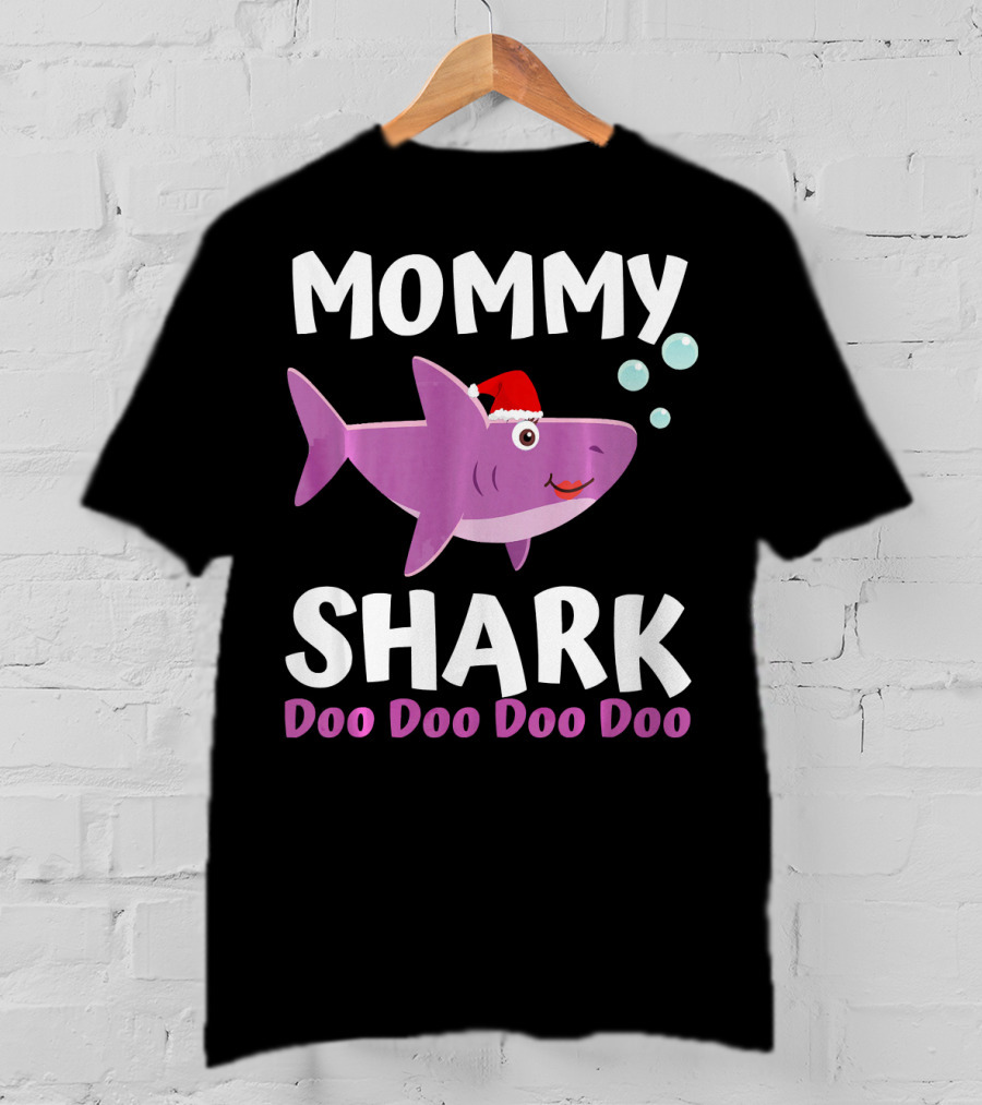 Mommy Shark Doo Doo Doo Doo Christmas Mommy Shark T-Shirt