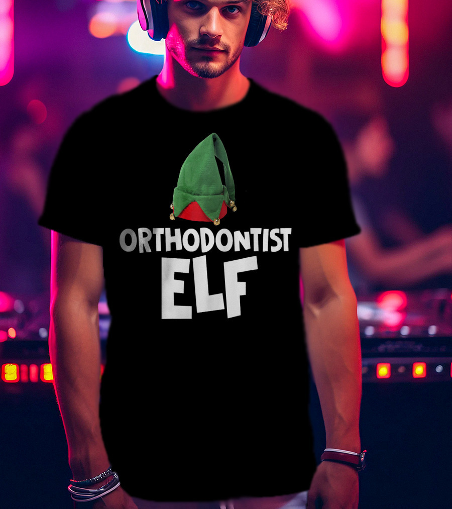 Orthodontist Elf With Green Santa Hat T-Shirt