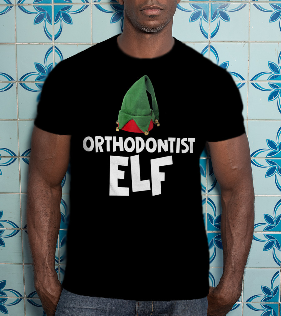 Orthodontist Elf With Green Santa Hat T-Shirt
