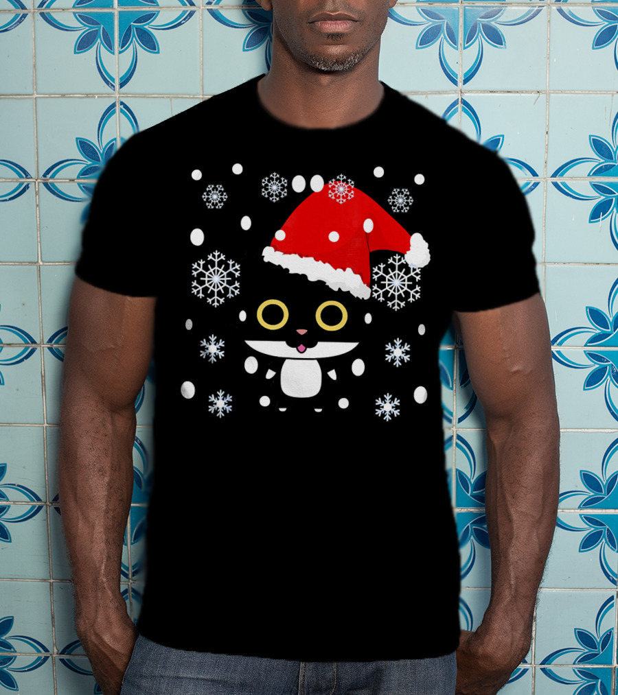 Cute Kawaii Cat With Santa Hat And Snowflakes Christmas T-Shirt