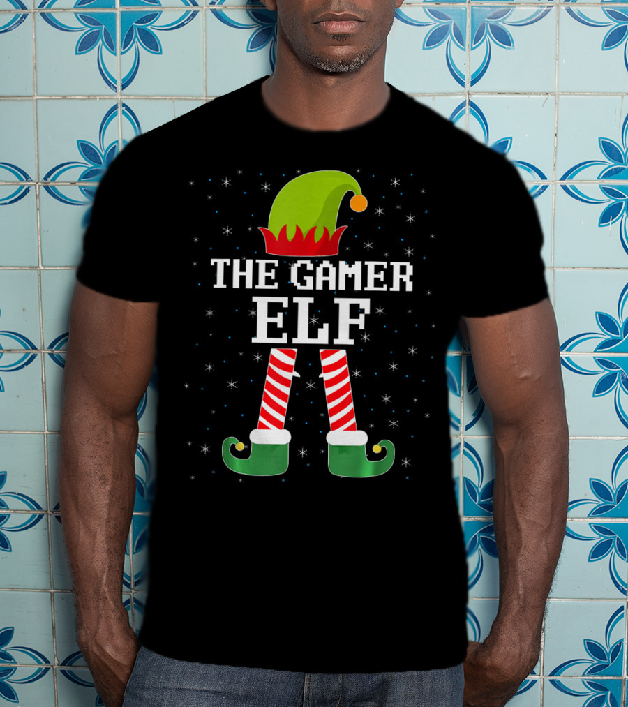 The Gamer Elf Christmas Video Games Holiday Pixelated T-Shirt