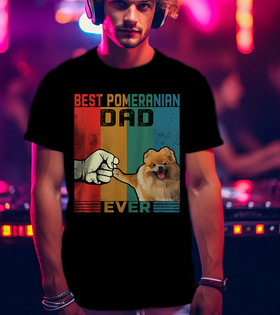 Best Pomeranian Dad Ever Vintage Fist Bump T-Shirt