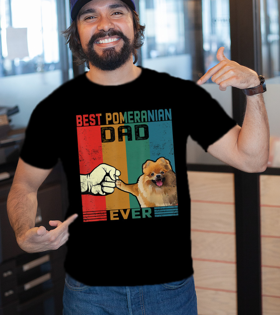 Best Pomeranian Dad Ever Vintage Fist Bump T-Shirt