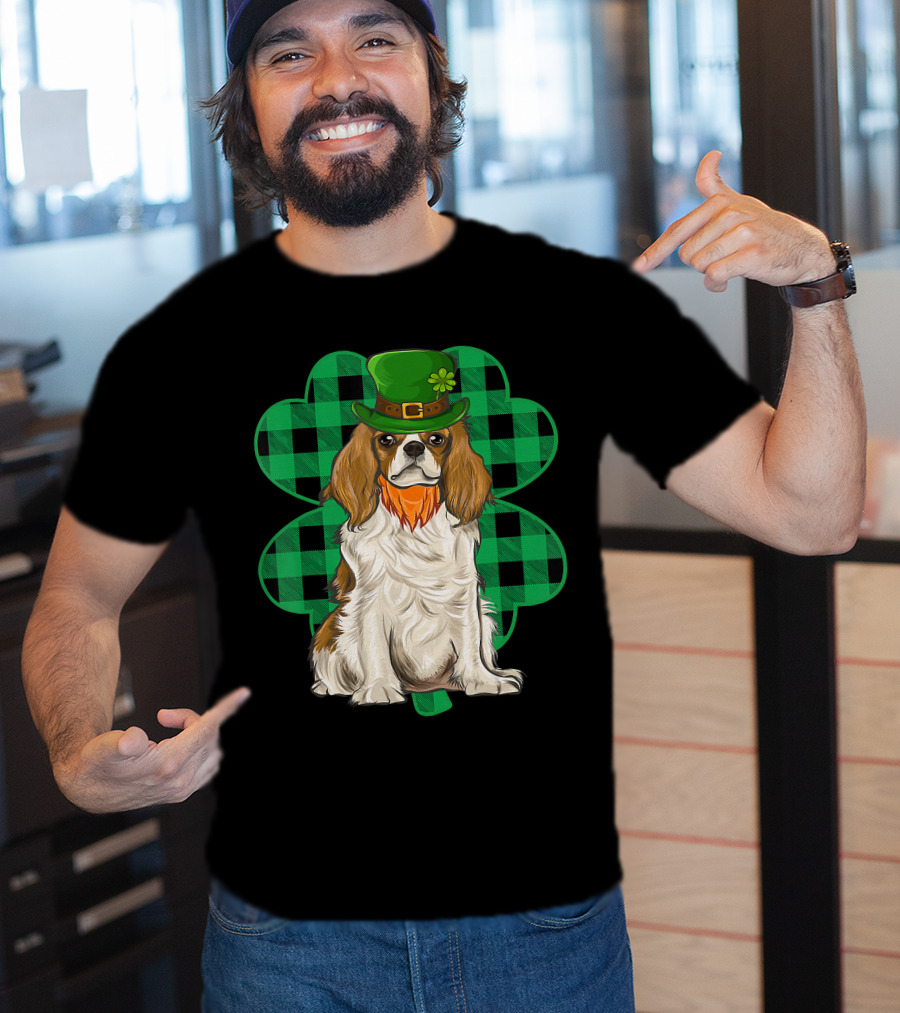 King Charles Spaniel Leprechaun With Shamrock Hat And Plaid Clover T-Shirt