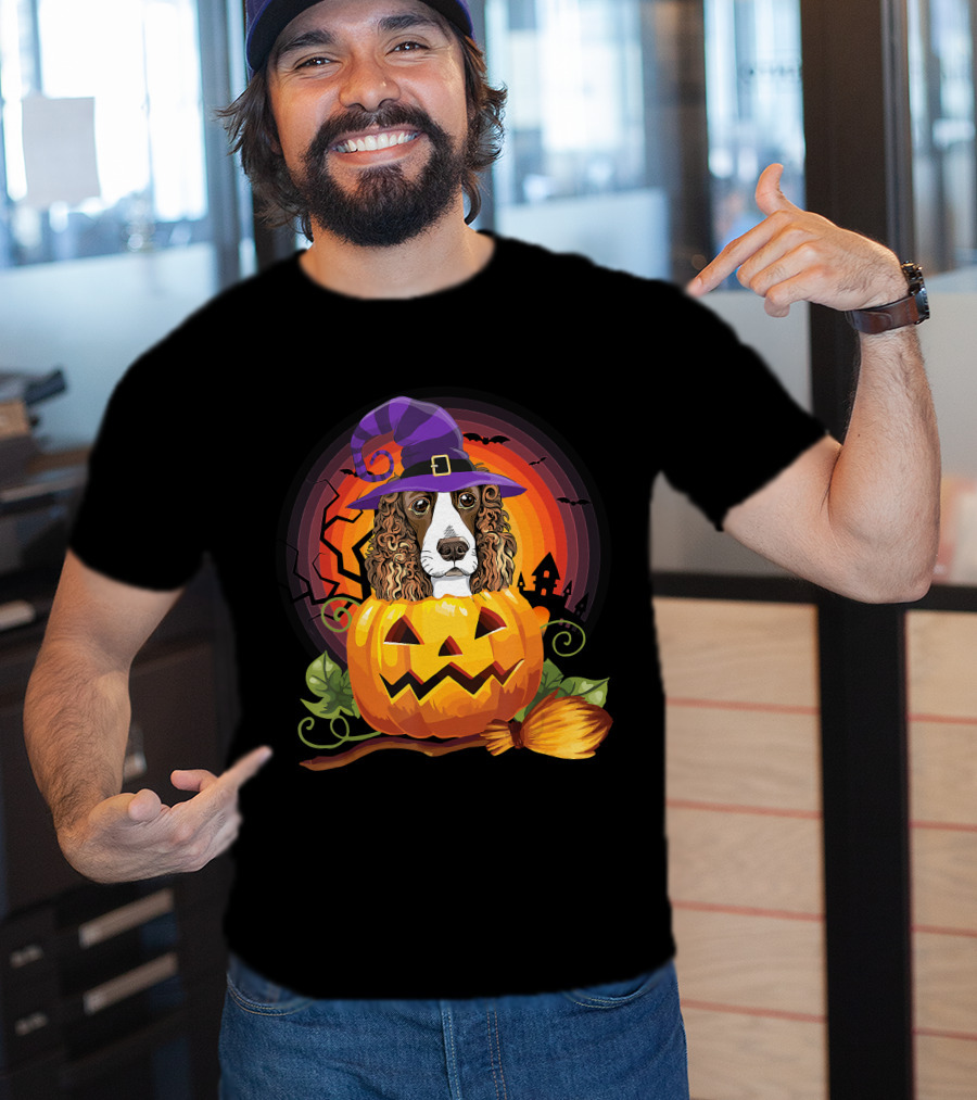 Dog Lover English Cocker Spaniel Witch Pumpkin Halloween Scene T-Shirt