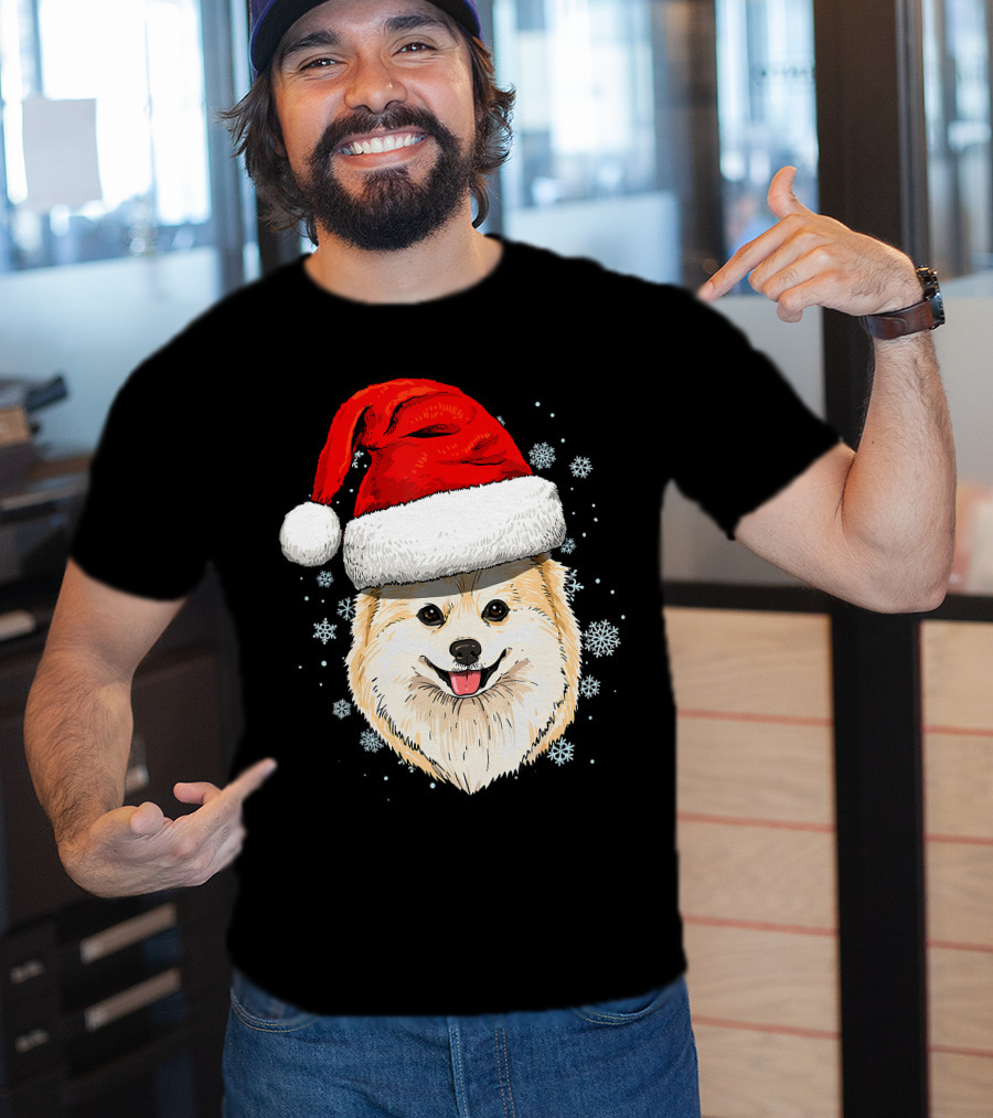Pomeranian Santa Hat Snowflakes Christmas T-Shirt