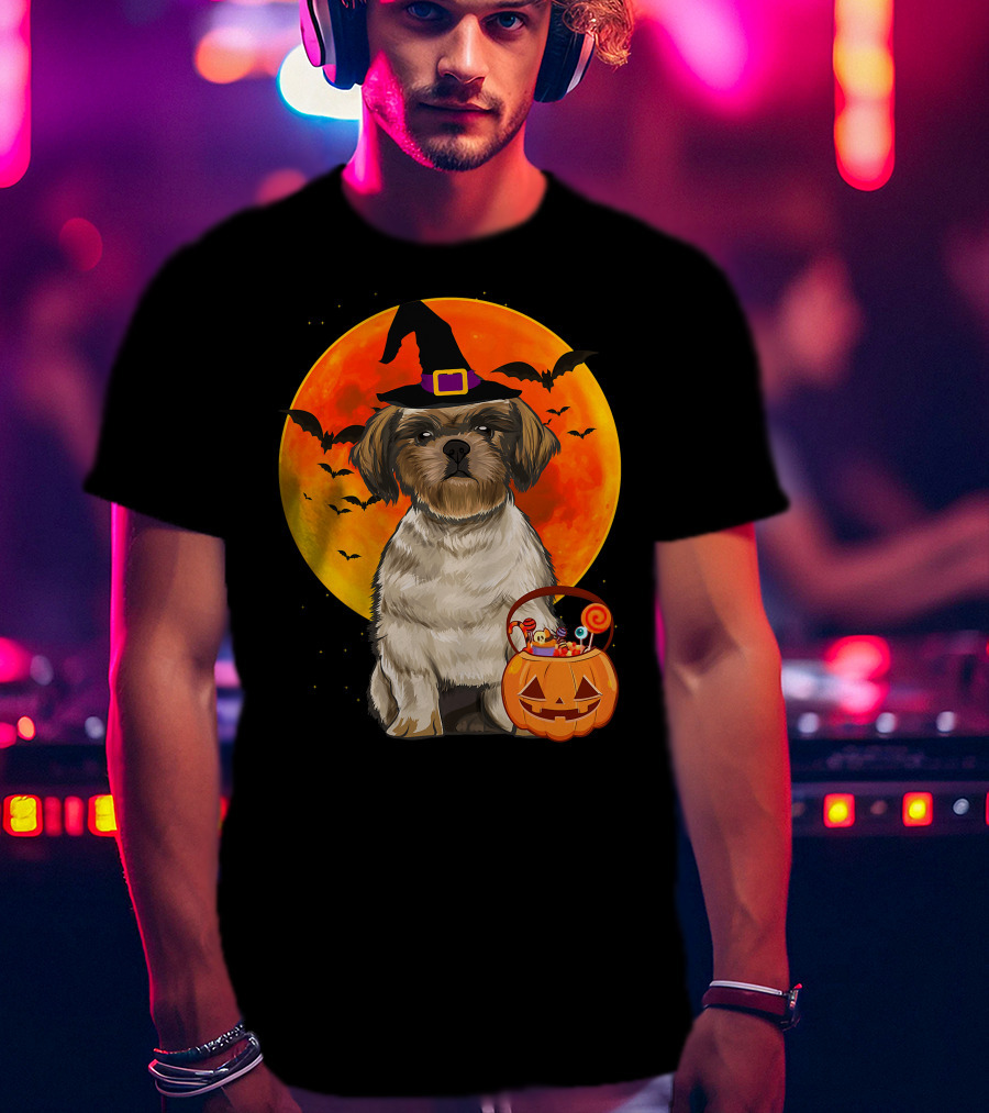 Shih Tzu Dog Halloween Jack O Lantern Pumpkin With Bats And Witch Hat T-Shirt