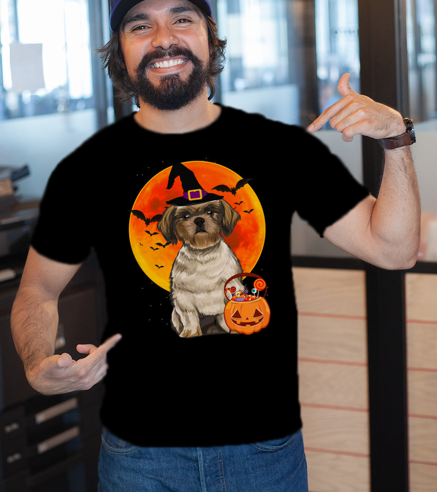 Shih Tzu Dog Halloween Jack O Lantern Pumpkin With Bats And Witch Hat T-Shirt
