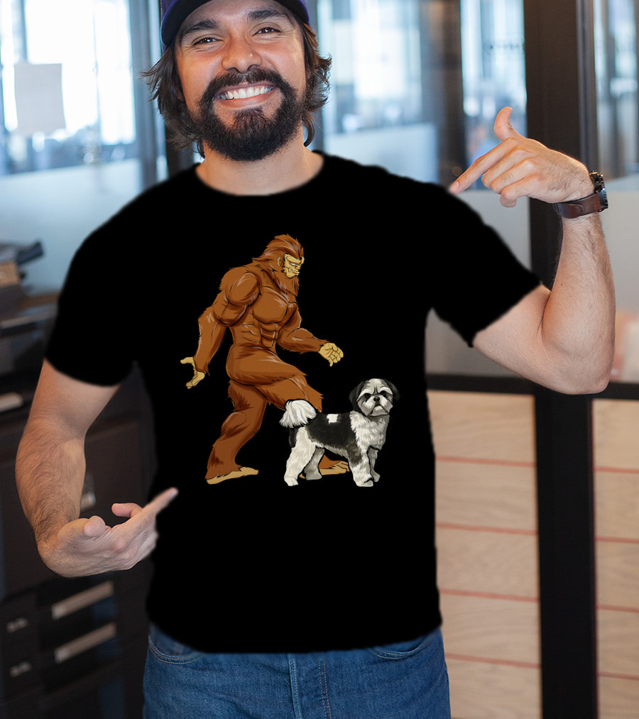 Funny Bigfoot Walking Shih Tzu Sasquatch Dog Comic T-Shirt